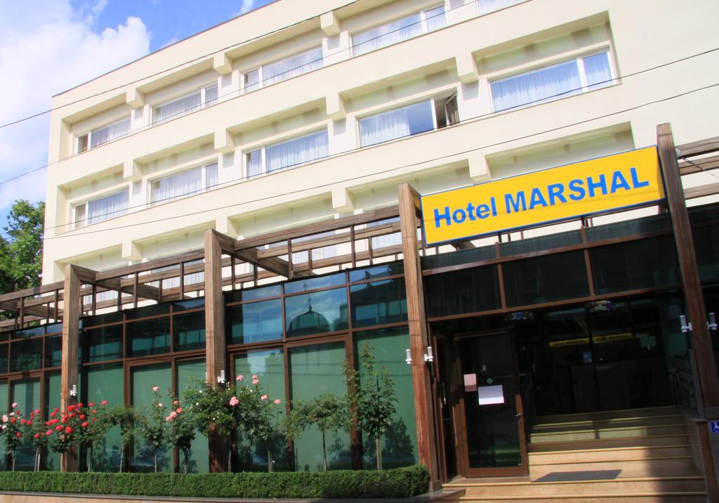 Marshal Hotel Bucarest Esterno foto
